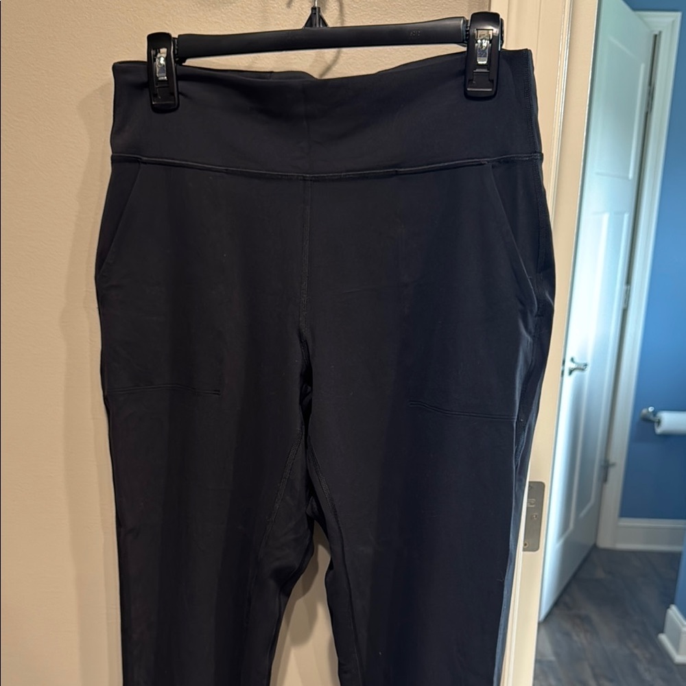 Lululemon size 10 align joggers